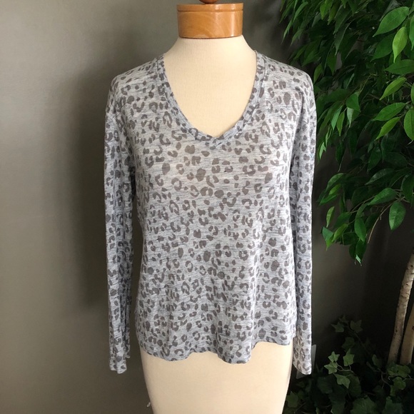 Rails Sami Heather Gray Leopard Print Top Linen S - Picture 11 of 16